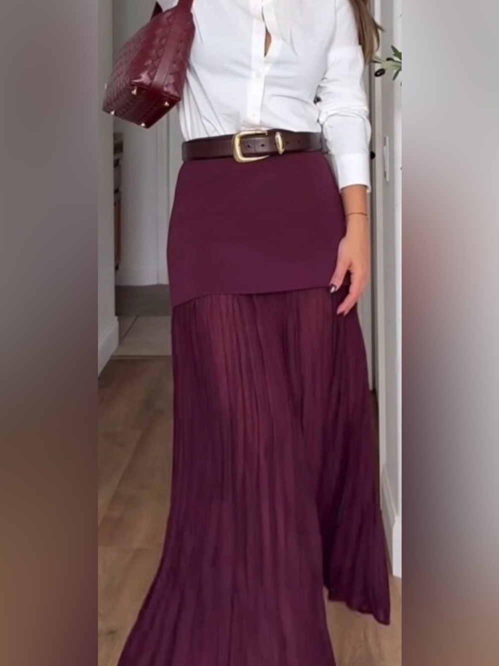 ZaraPleated Maxi Skirt in Deep Burgundy - Women/ size small - Picture 6 of 15